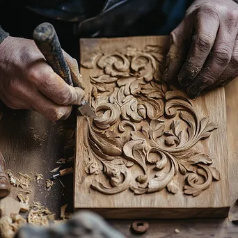 Artisan Carving Hedgerow Wood